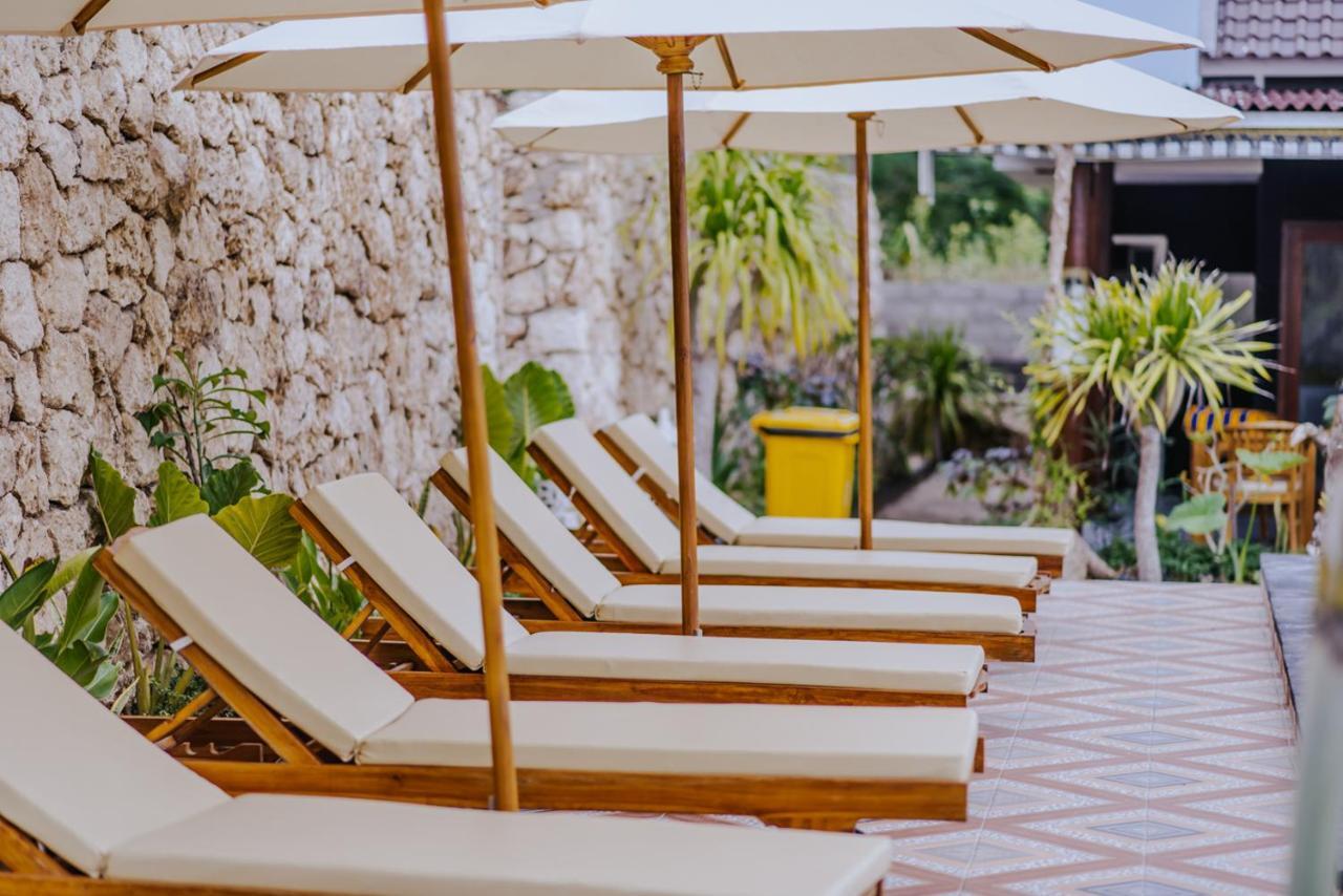 Hotel Sunday Huts Lembongan Exterior foto
